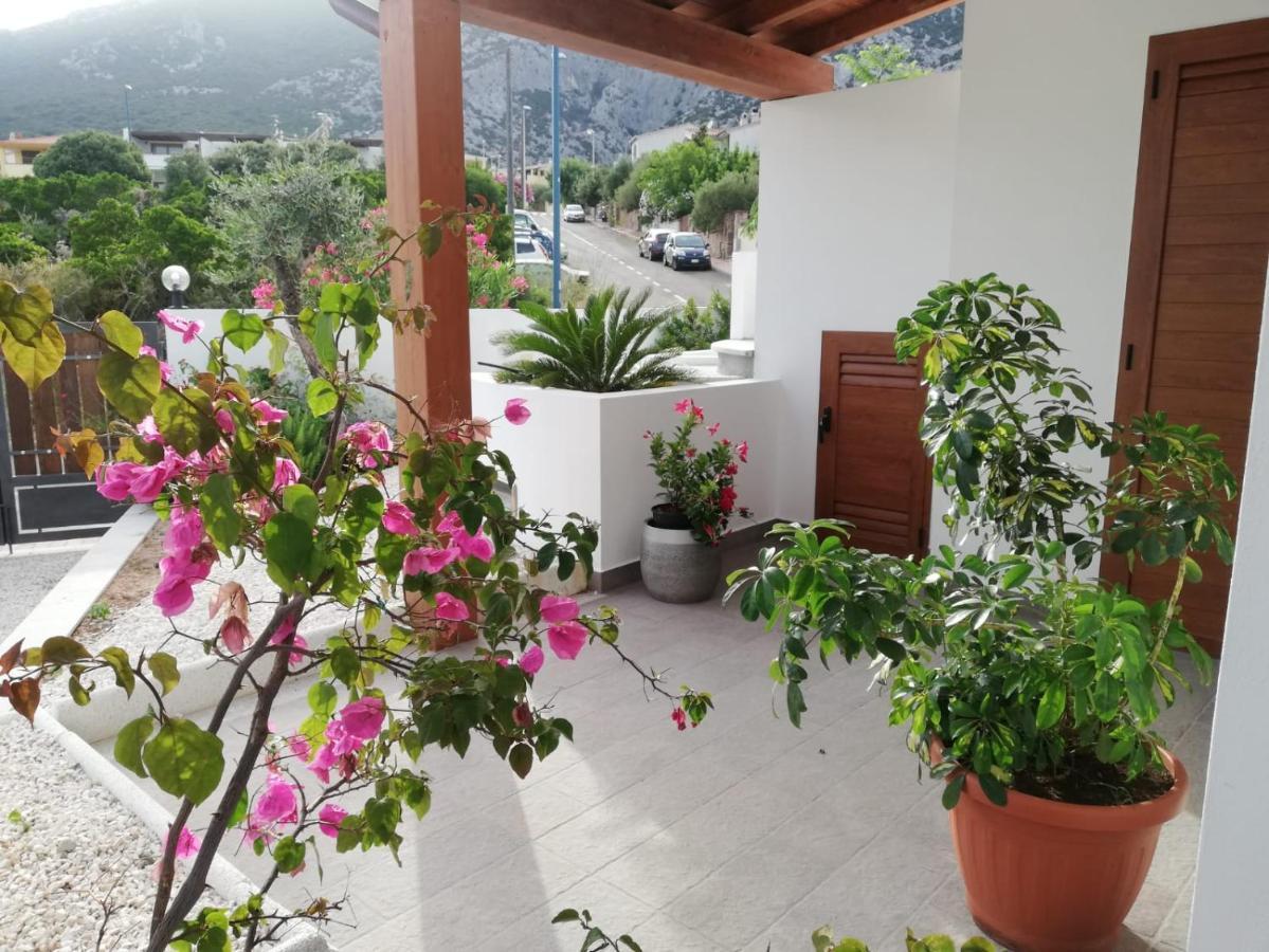 Ferienwohnung Body And Soul Cala Gonone Exterior foto